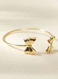 Statement Bow Cuff Bracelet Detail 2 - TULLABEE
