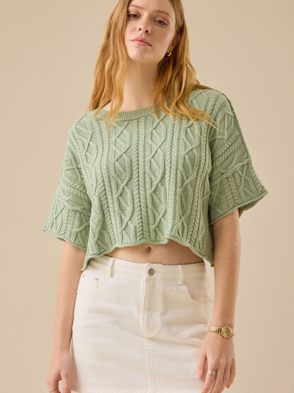 Emma Cable Cropped Sweater - TULLABEE