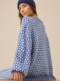 Sheena Oversized Sweater Detail 4 - TULLABEE