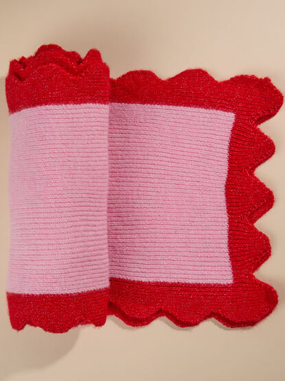 Alice Scalloped Scarf - TULLABEE