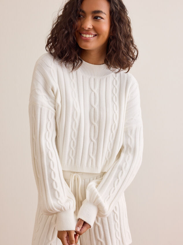 Cloudflow Cable Knit Sweater Detail 3 - TULLABEE