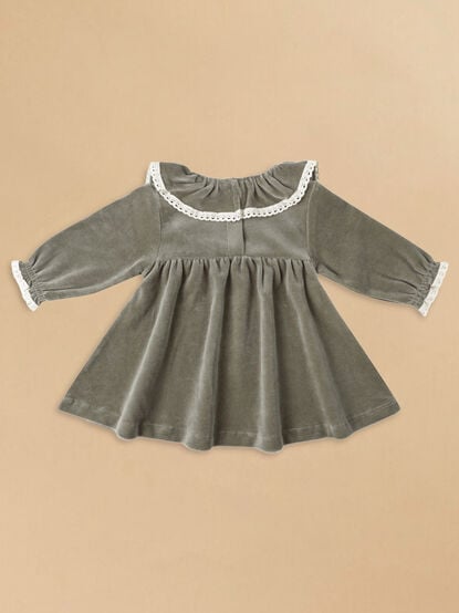 Waverly Velvet Dress by Quincy Mae - TULLABEE