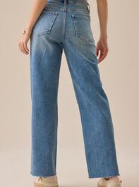 Rollins Straight Leg Jeans Detail 6 - TULLABEE