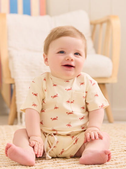 Cozy Crab Short Set - TULLABEE