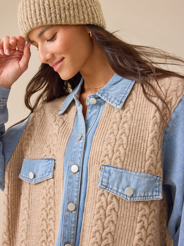 Wilma Mixed Button-Up Detail 3 - TULLABEE