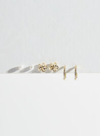Karina Earring Set Detail 3 - TULLABEE