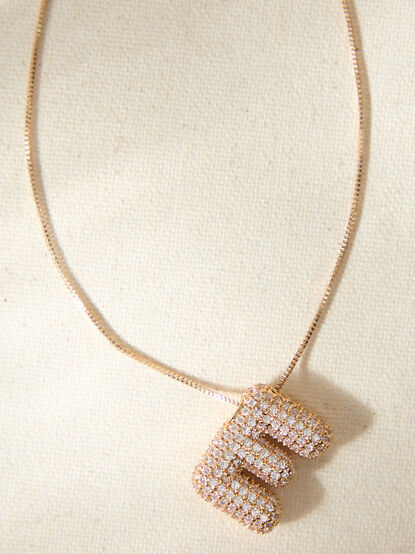 18K Gold Monogram Charm Necklace - E - TULLABEE