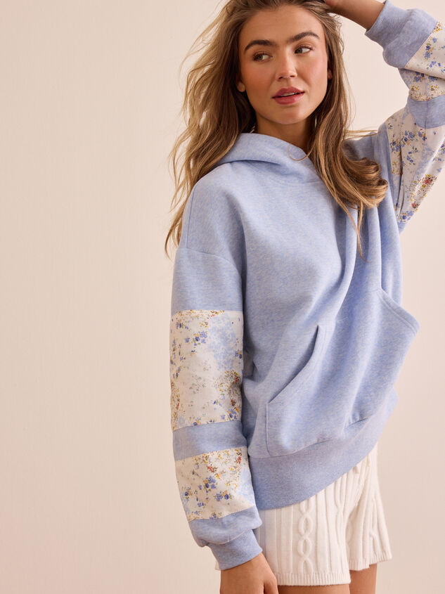 Champ Patchwork Hoodie Detail 4 - TULLABEE