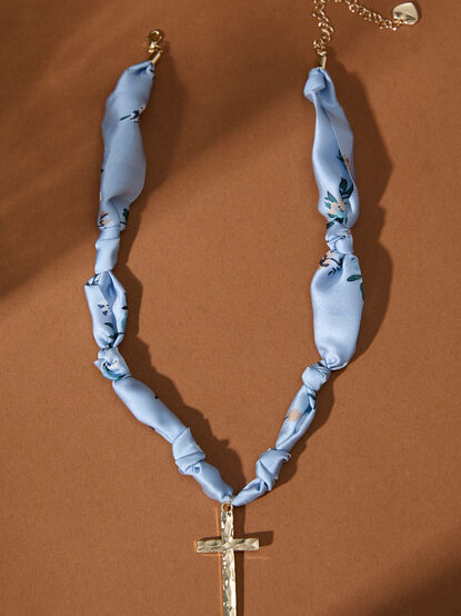 Bloom And Grace Scarf Necklace - TULLABEE