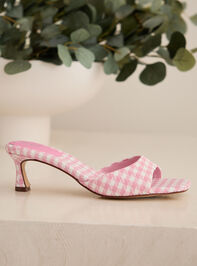 Lomita Kitten Heels Detail 3 - TULLABEE