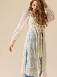 Margot Lace Tie Front Kimono Detail 3 - TULLABEE