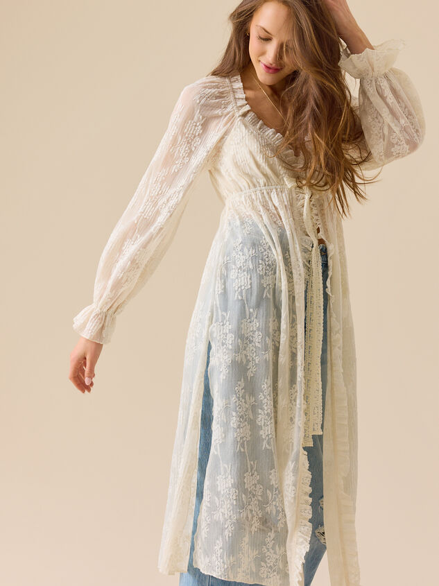 Margot Lace Tie Front Kimono Detail 3 - TULLABEE