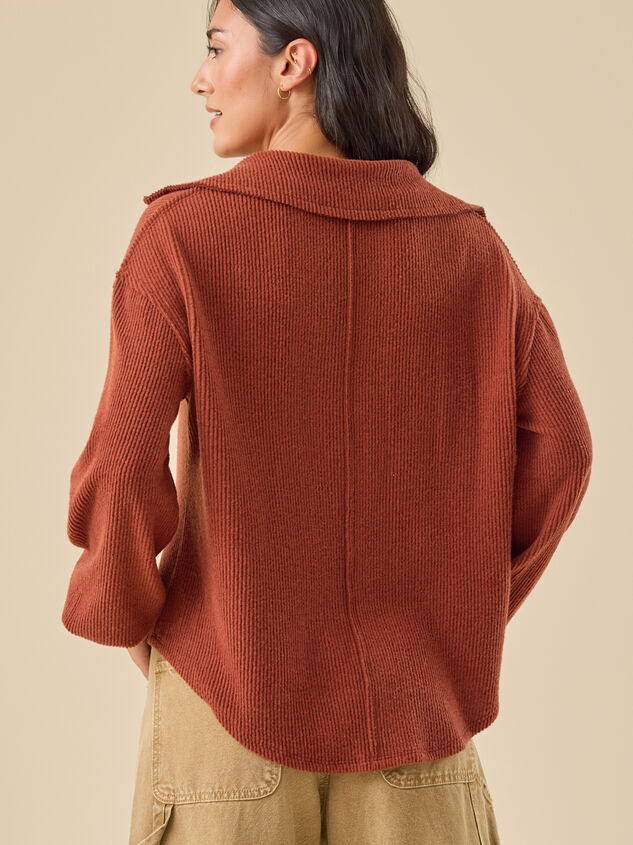 Kayleigh Ribbed Oversized Top Detail 4 - TULLABEE