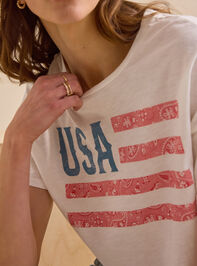 USA Bandana Graphic Tee Detail 3 - TULLABEE