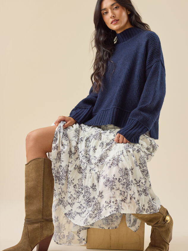 Daphne Floral Maxi Skirt Detail 4 - TULLABEE