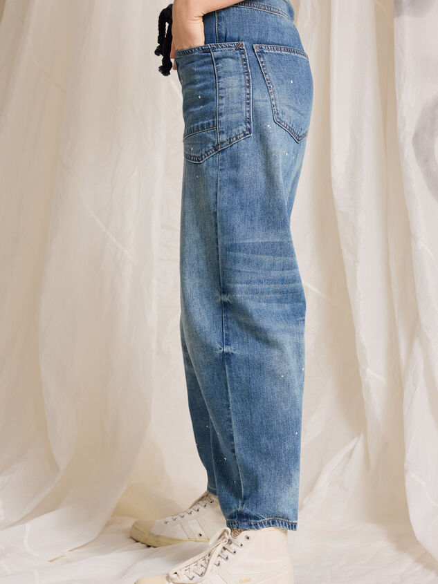 Lindsey Barrel Jeans Detail 5 - TULLABEE