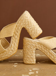 Caravan Wedges Detail 2 - TULLABEE