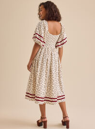 Ella Floral Velvet Mama Dress Detail 5 - TULLABEE