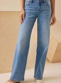 Rowe Straight Leg Jeans Detail 2 - TULLABEE
