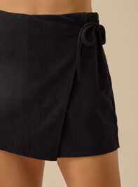 Maisy Side Tie Corduroy Skort Detail 2 - TULLABEE