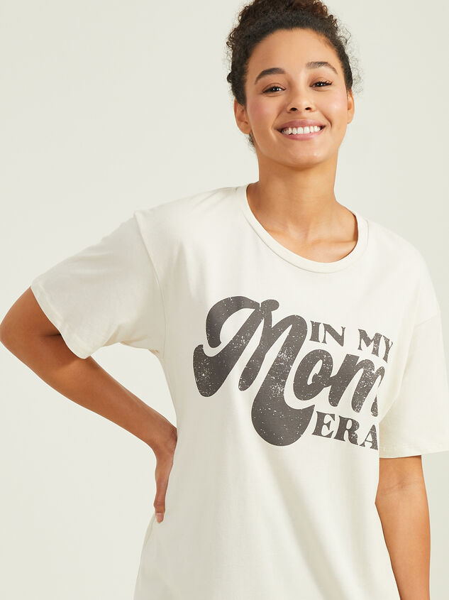 In My Mom Era Graphic Tee Detail 2 - TULLABEE