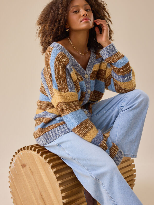 Sammy Oversized Stripe Cardigan Detail 2 - TULLABEE