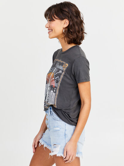 Nashville Boyfriend Tee - TULLABEE