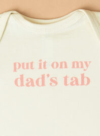 Put it on Dads Tab Bodysuit Detail 2 - TULLABEE