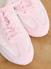 B.ntcd Sneakers By Byrdie Golf x Dolce Vita Detail 2 - TULLABEE