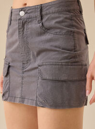 Saylor Cargo Mini Skirt Detail 4 - TULLABEE