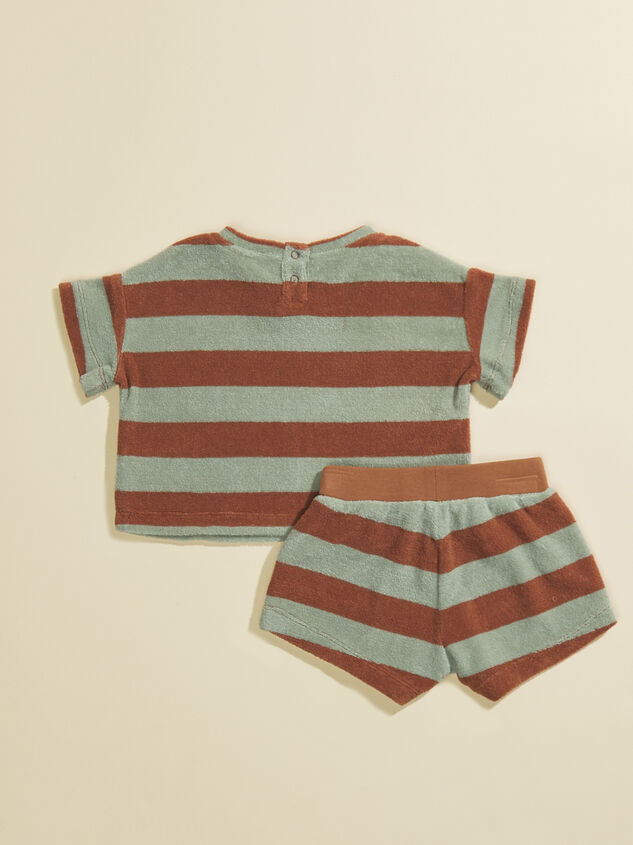 Raelynn Tee and Shorts Set by Quincy Mae Detail 2 - TULLABEE
