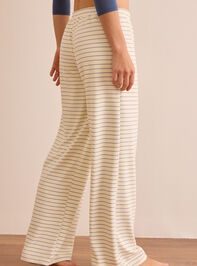 Stripe and Stretch Pant Detail 4 - TULLABEE