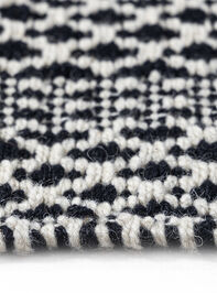 Lis Handwoven Rug Detail 4 - TULLABEE