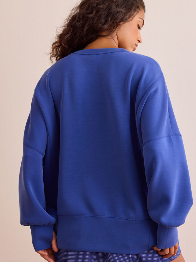 Oversized Super Soft Sweatshirt Detail 5 - TULLABEE