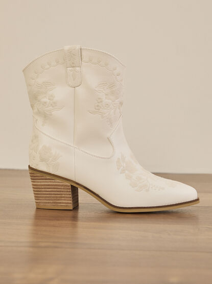 Melodi Wide Width Booties - TULLABEE