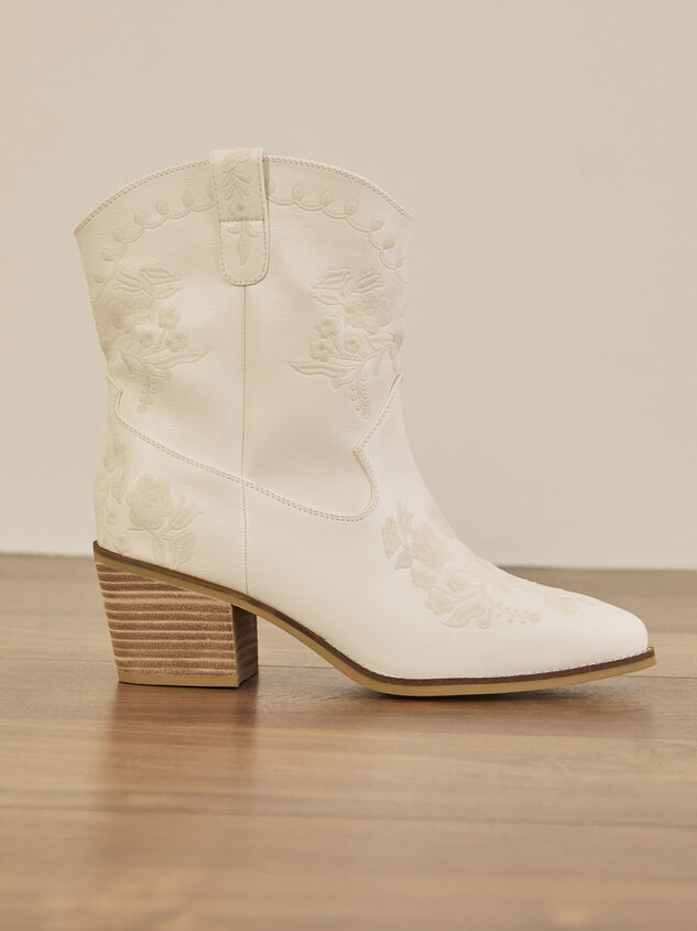 Melodi Wide Width Booties Detail 2 - TULLABEE