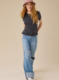 Kyla Girlfriend Tee Detail 2 - TULLABEE