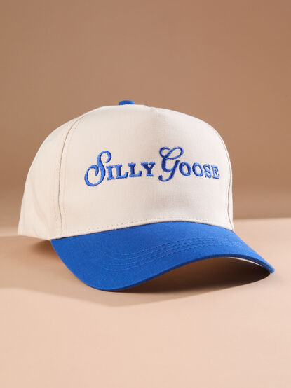 Silly Goose Trucker Hat - TULLABEE