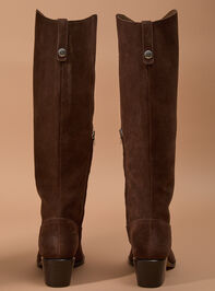 Virona Suede Boot Detail 3 - TULLABEE