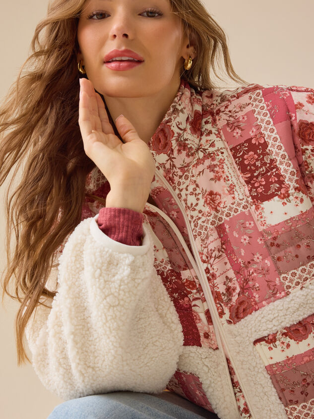 Kaelen Patchwork Sherpa Jacket Detail 4 - TULLABEE