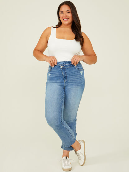 Crossover Straight Jeans - TULLABEE