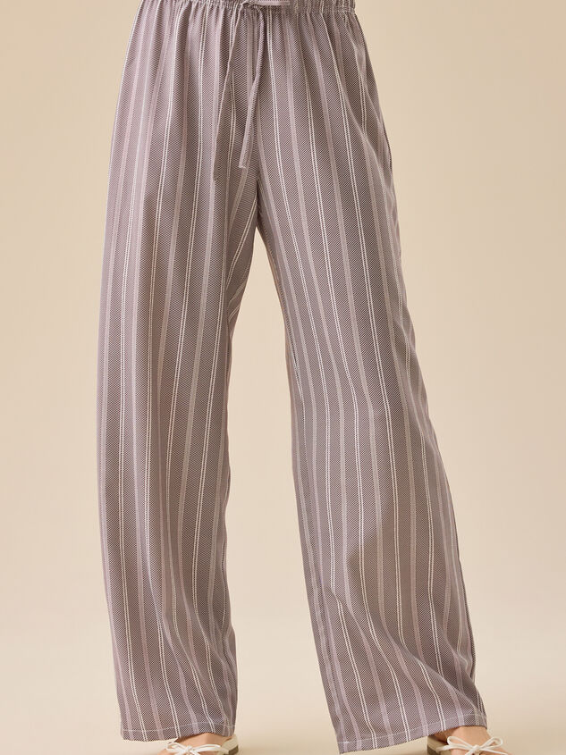 Jaylyn Striped Pants Detail 2 - TULLABEE