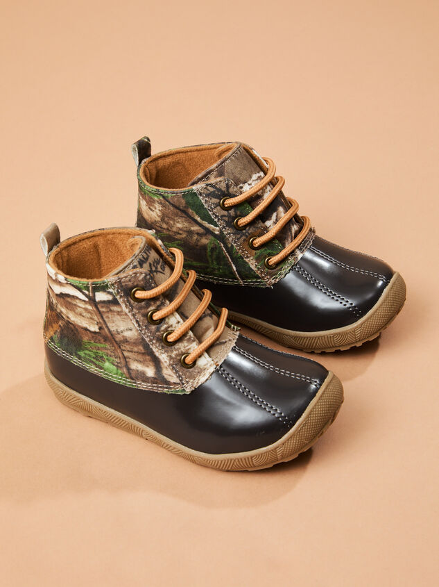 Levi Camo Duck Boot Detail 2 - TULLABEE