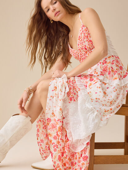 Adernlia Floral Maxi Dress - TULLABEE