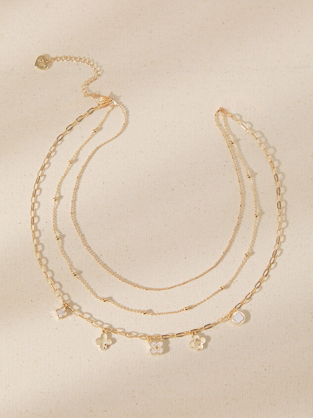 Clover Glow Necklace Detail 2 - TULLABEE