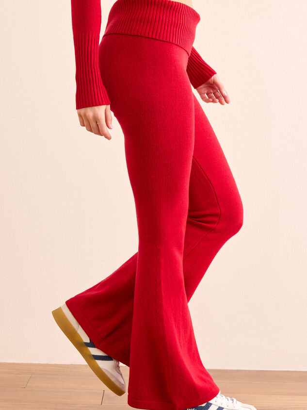 Serene Sprint Foldover Flare Pant Detail 4 - TULLABEE