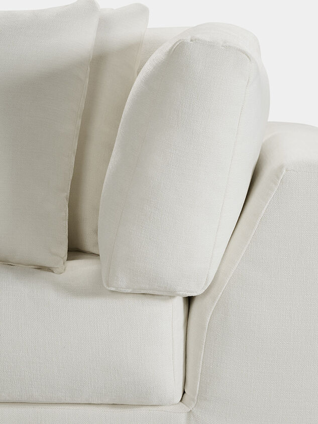 Harlow Sectional Sofa Detail 5 - TULLABEE