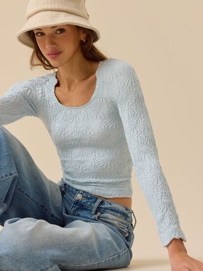 Blaire Seamless Floral Long Sleeve Cami - TULLABEE