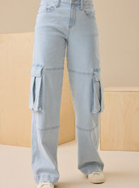 Carson Cargo Pant Detail 2 - TULLABEE