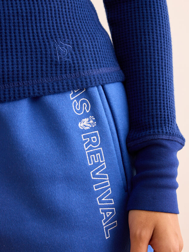 Pure Motion Henley Long Sleeve Detail 5 - TULLABEE